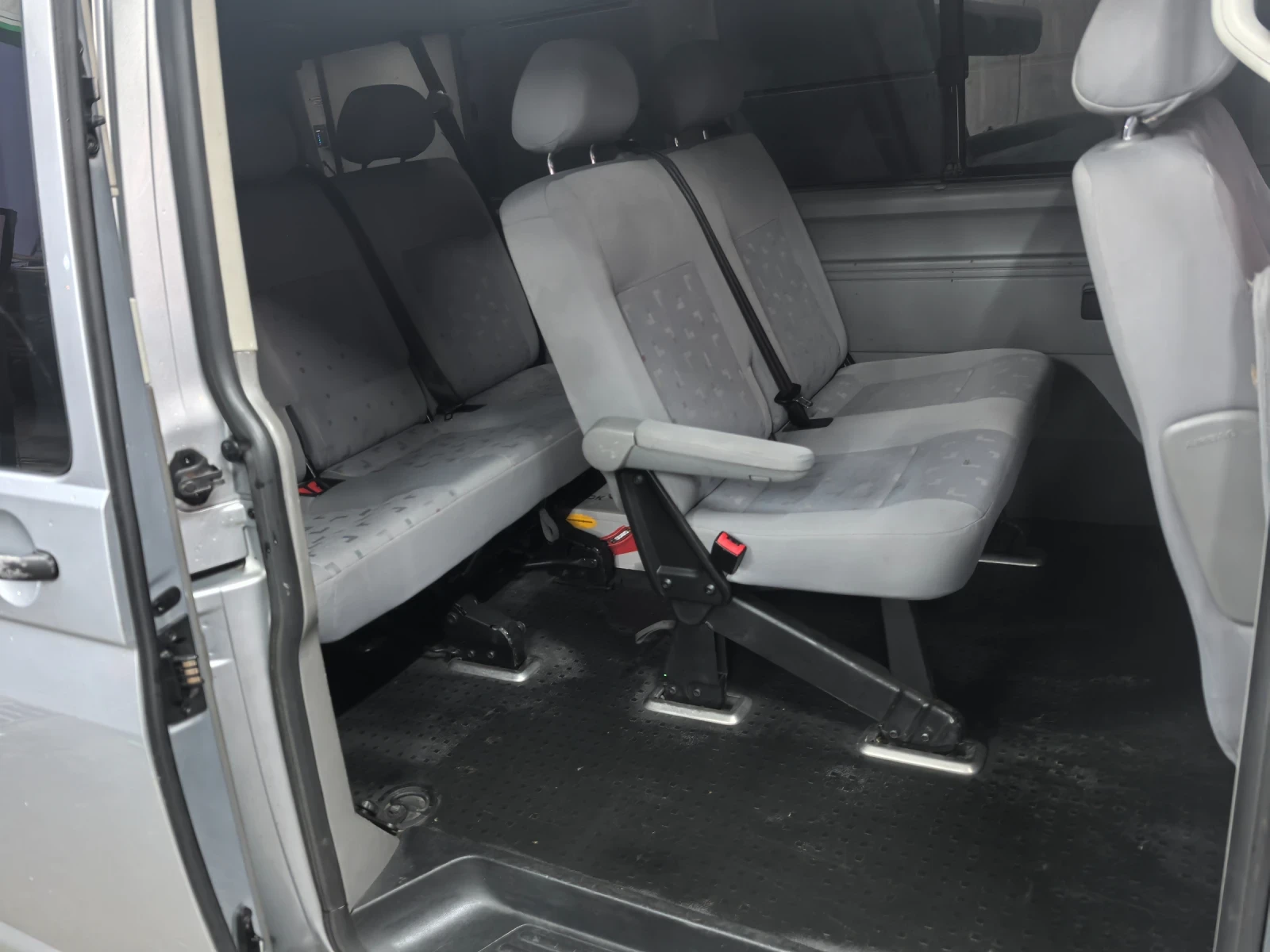 VW T5 2.5 TDI MAXI / TOP - изображение 9