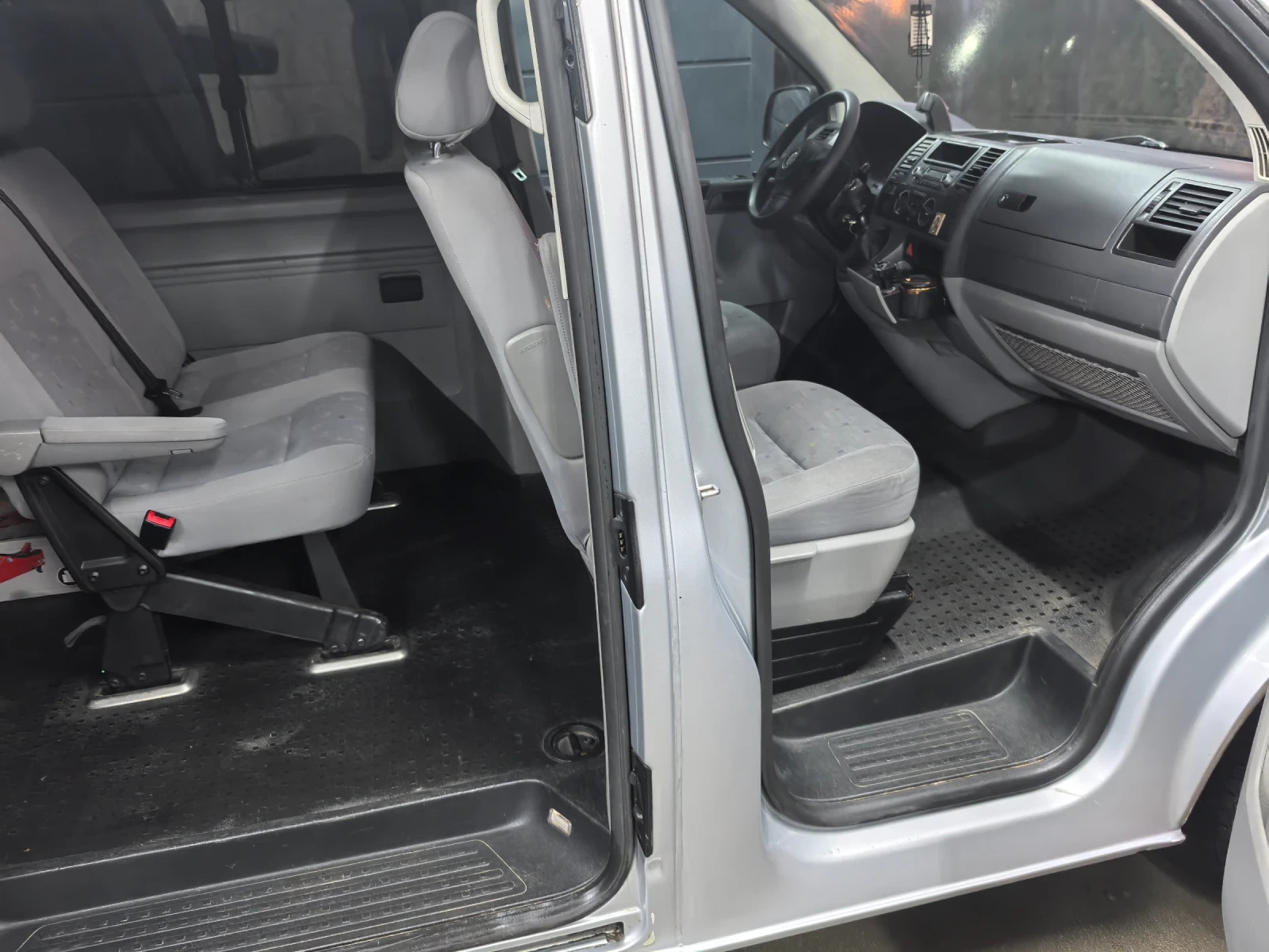 VW T5 2.5 TDI MAXI / TOP - изображение 8