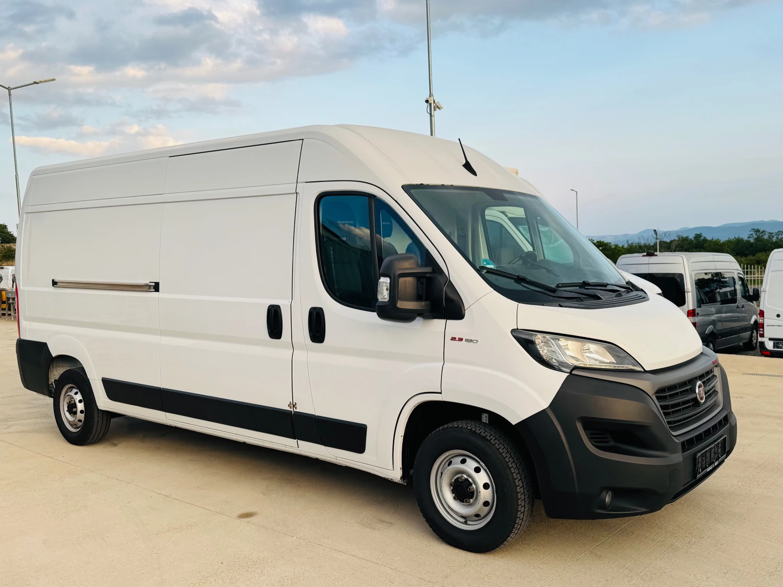 Fiat Ducato 2.3 180к.с. Немски!МАХИ!ТОП!ЧИСТО НОВ!, снимка 4 - Бусове и автобуси - 54794479