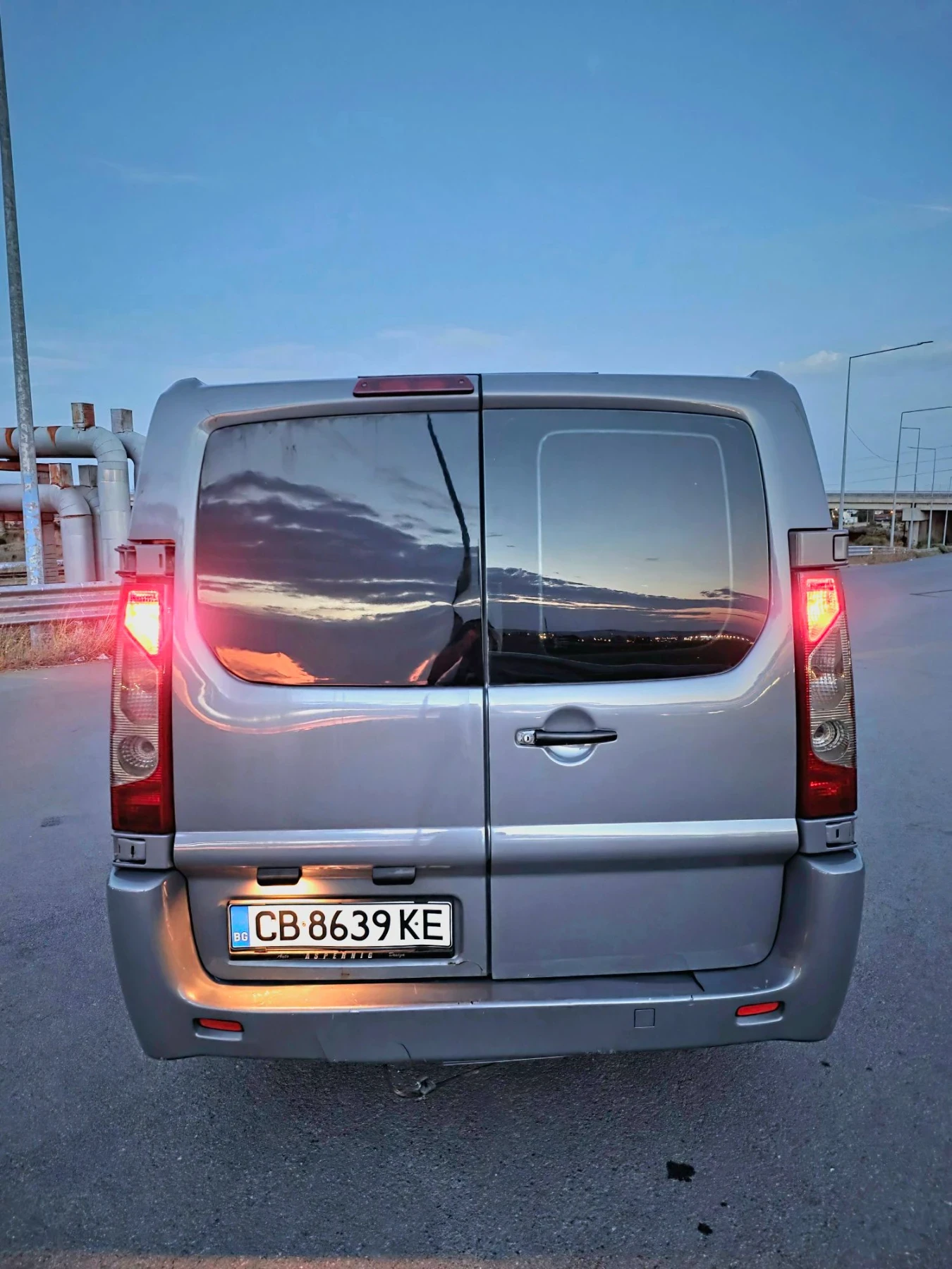 Citroen Jumpy 2.0Hdi 6 скорости/климатик , снимка 16 - Бусове и автобуси - 55719337