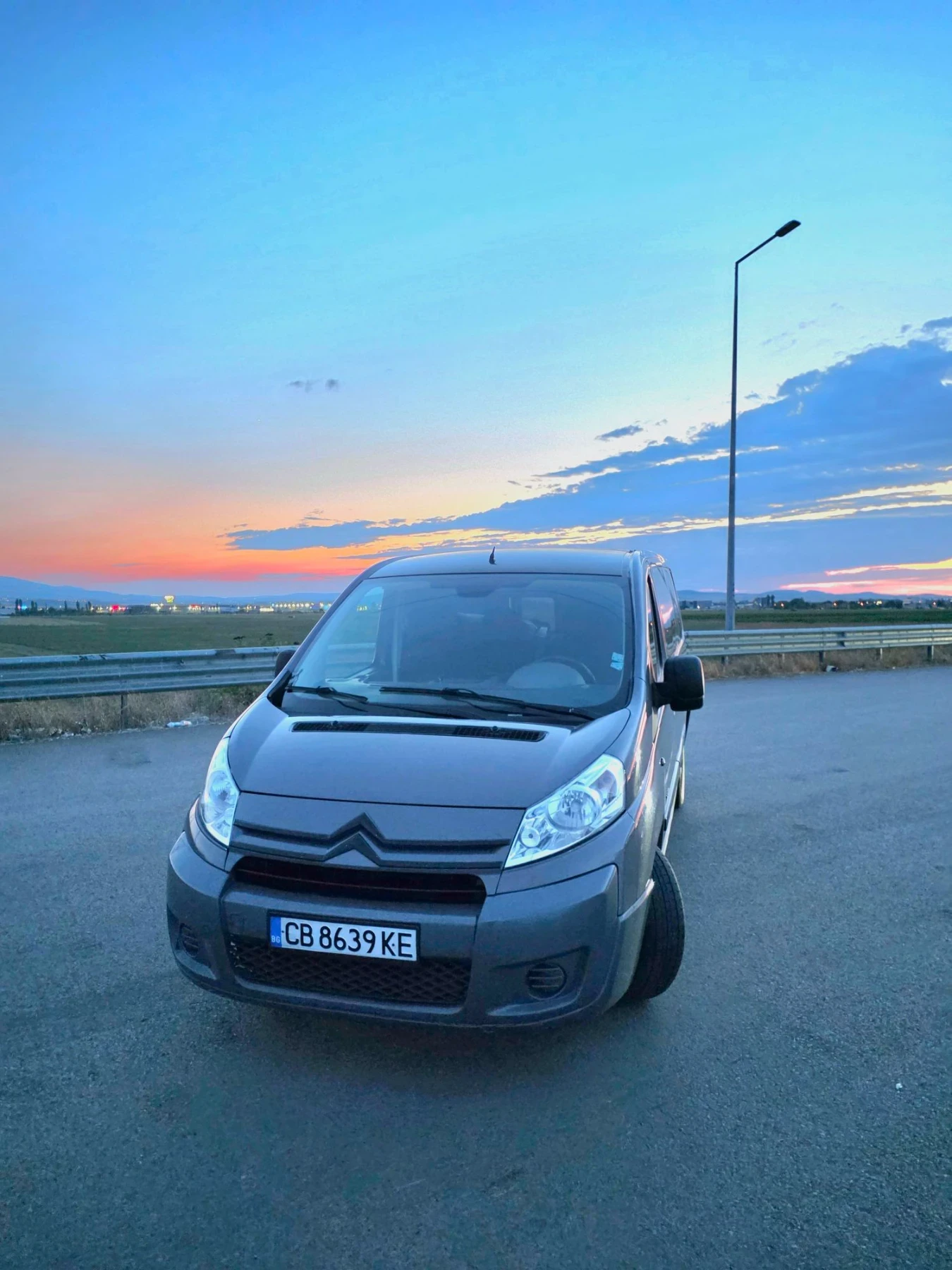 Citroen Jumpy 2.0Hdi 6 скорости/климатик , снимка 2 - Бусове и автобуси - 55719337