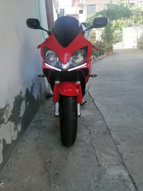  Honda Cbr