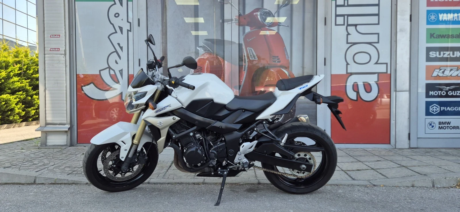 Suzuki Gsr Gsr 750 - изображение 3