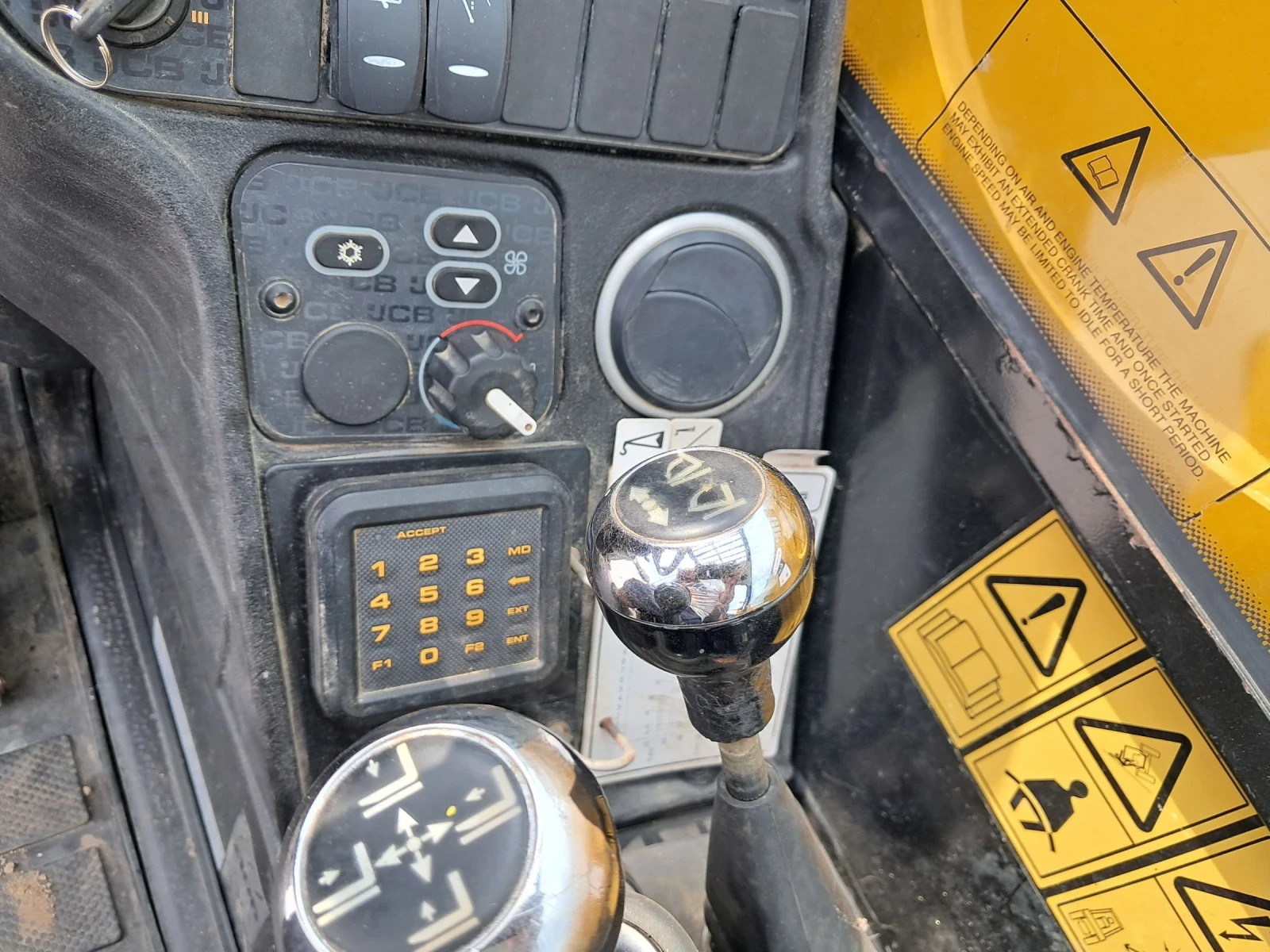 Телескопични товарачи JCB 535-95 - изображение 8