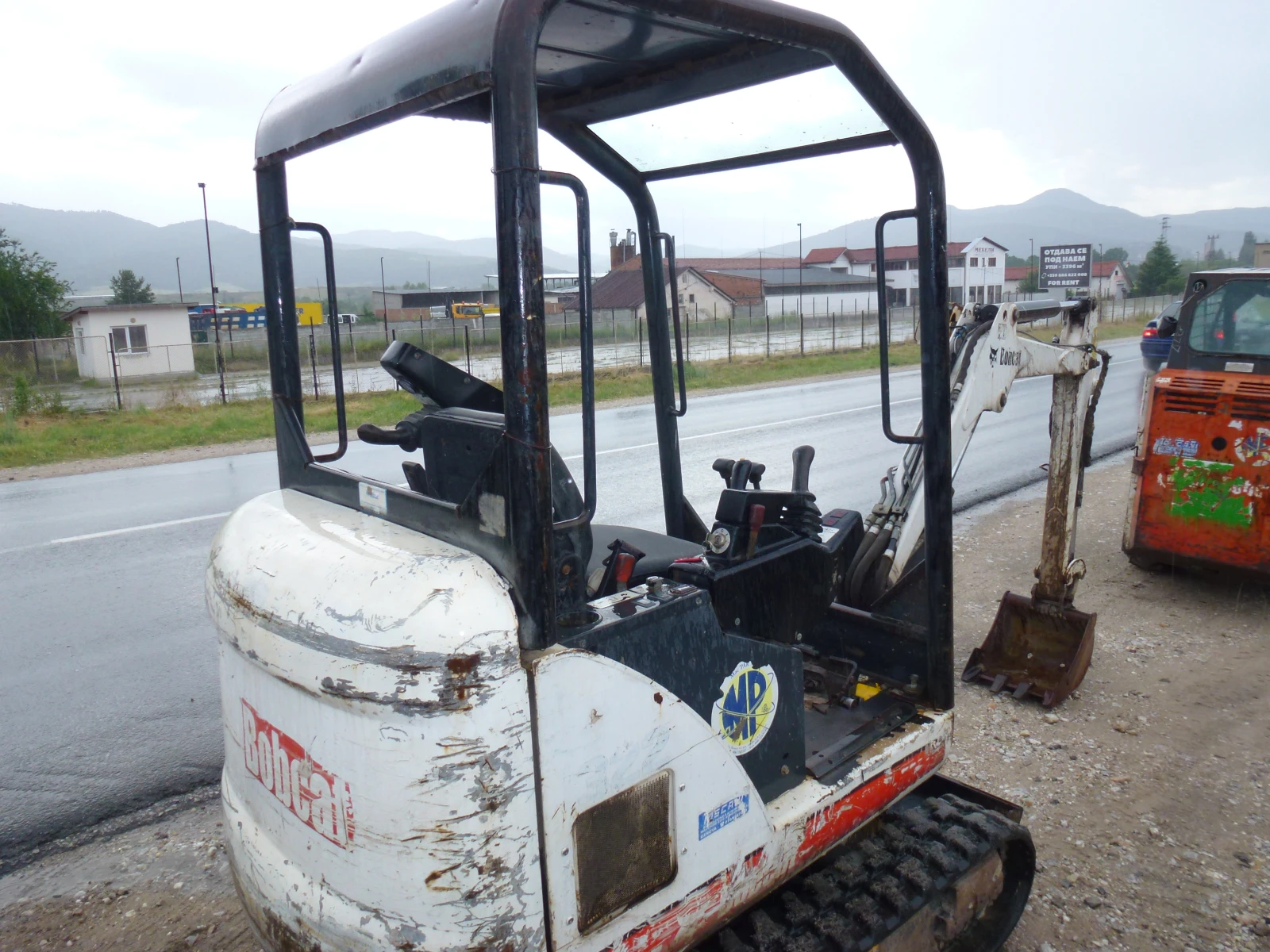 Багер Bobcat 322, снимка 2 - Индустриална техника - 54932505