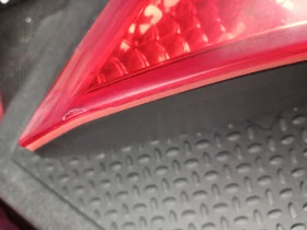 Ляв стоп в пета врата Пежо 3008, снимка 5