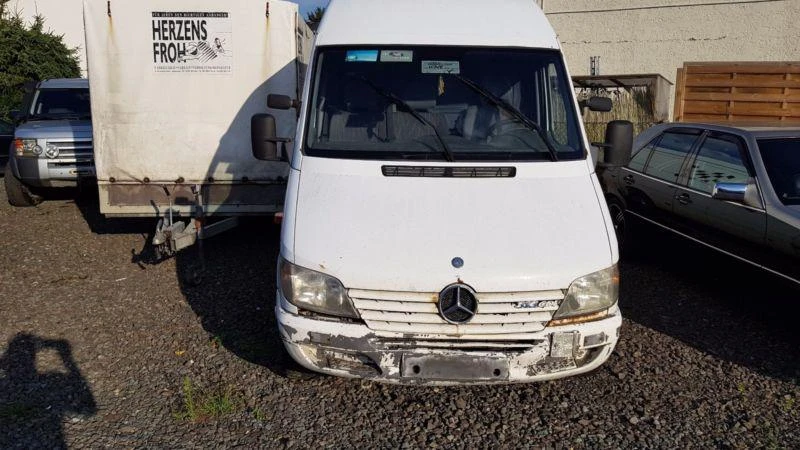 Двигател за Mercedes-Benz Sprinter 313, снимка 1 - Части - 22085162