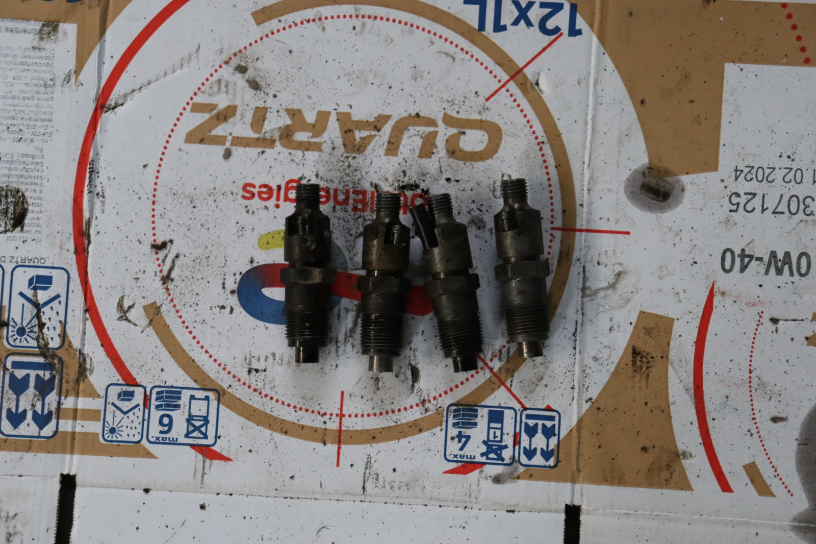   BOSCH 043011052 Injector Holder NISSAN VANETTE SERENA LD23 | Mobile.bg   2