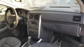 Mercedes-Benz B 180, снимка 1