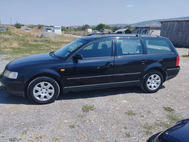 VW Passat, снимка 3 - Автомобили и джипове - 47003918