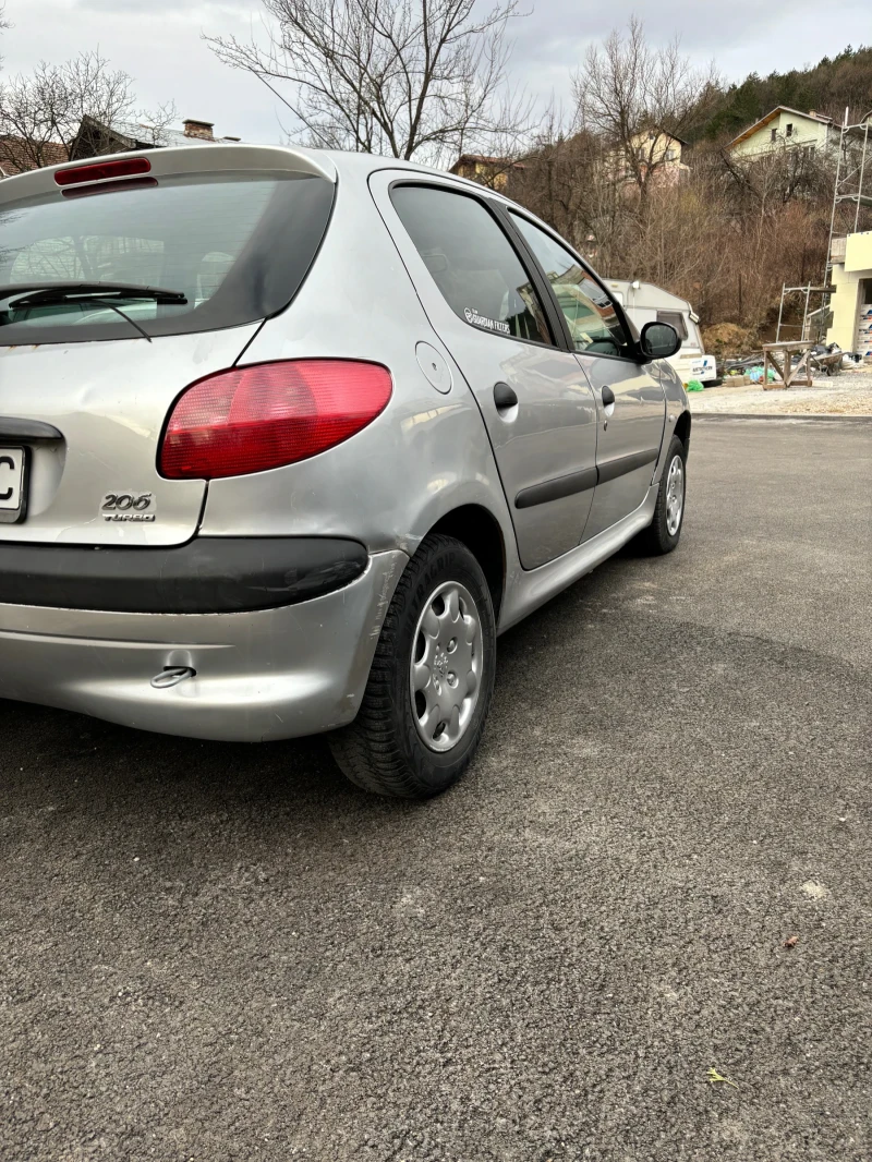 Peugeot 206 1.4i, снимка 4 - Автомобили и джипове - 47727162