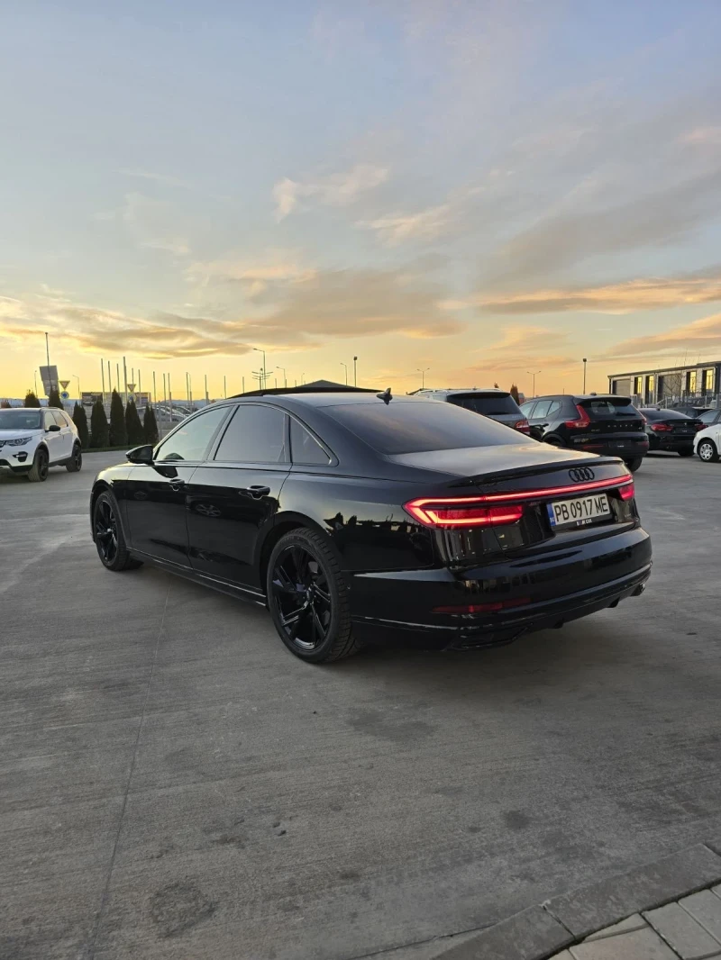 Audi A8 * 60TDI* PANO* 360* ЗАВИВАЩ ЗАДЕН МОСТ* TOP* , снимка 4 - Автомобили и джипове - 48381406