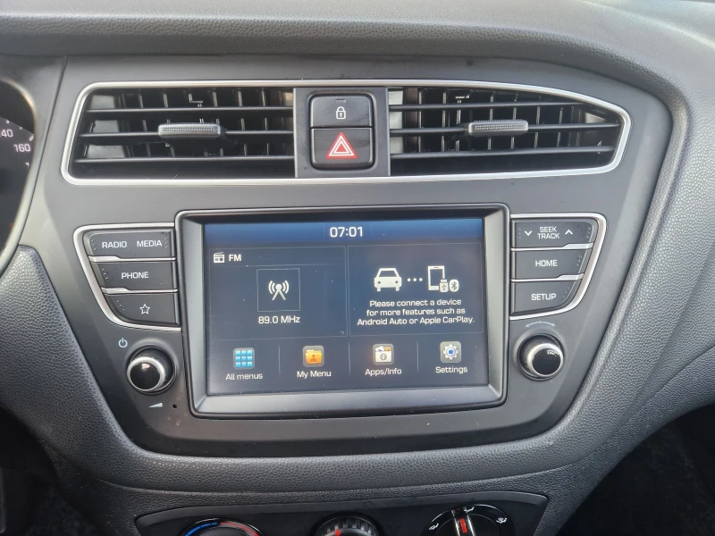 Hyundai I20 1.2i LPG Navi , снимка 11 - Автомобили и джипове - 51630078