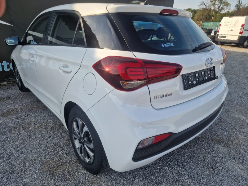 Hyundai I20 1.2i LPG Navi , снимка 4 - Автомобили и джипове - 51630078