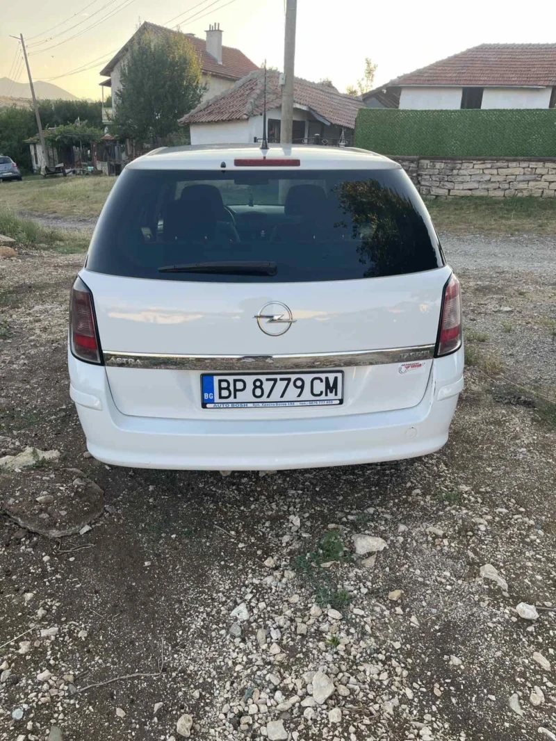 Opel Astra 1.7 cdti, снимка 7 - Автомобили и джипове - 52658200