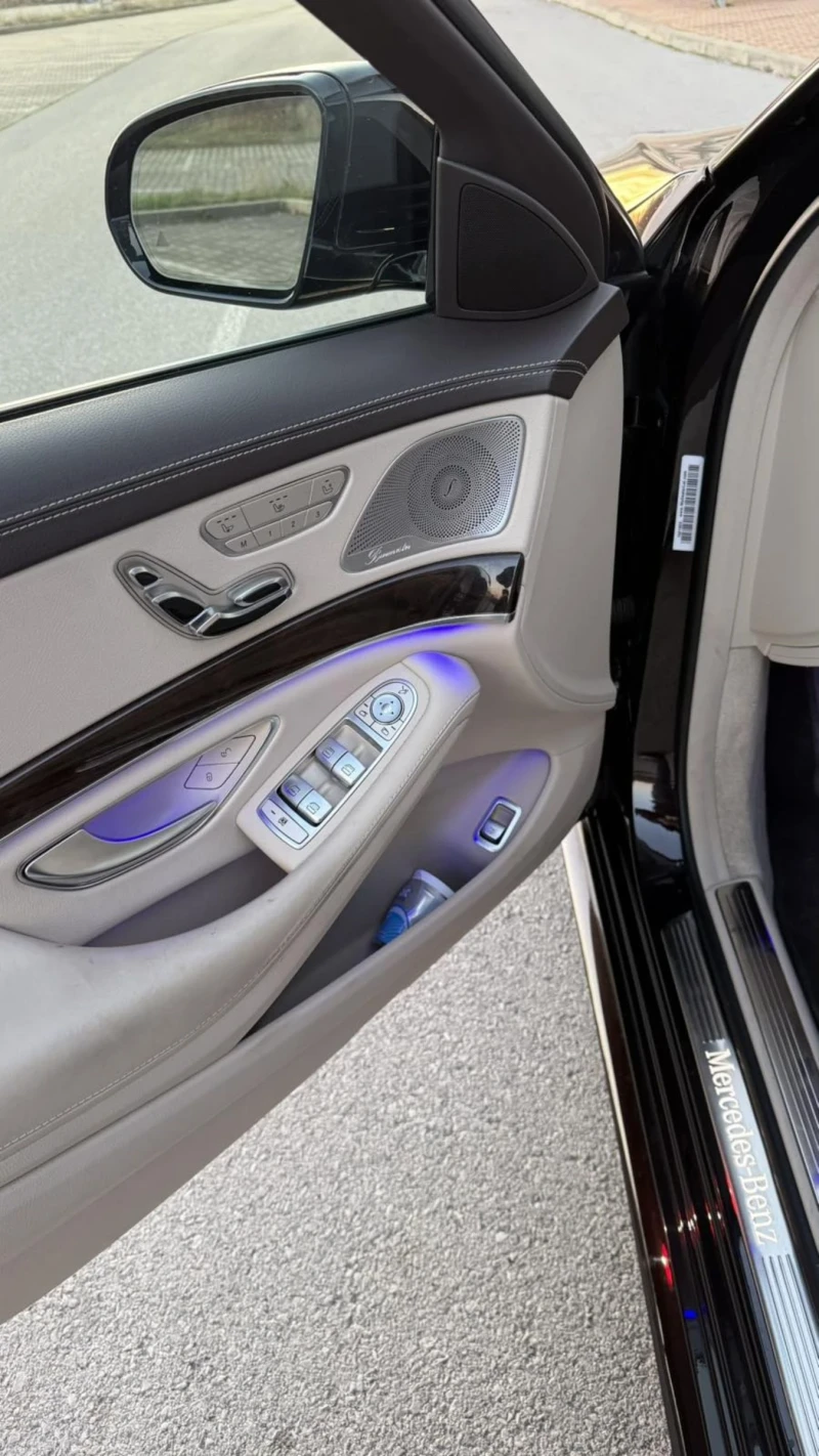 Mercedes-Benz S 560 * Long * AMG * 4 matic * Burmester * 3xTV * Pano, снимка 8 - Автомобили и джипове - 52044627