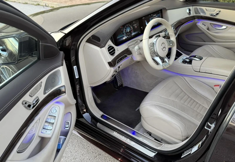 Mercedes-Benz S 560 * Long * AMG * 4 matic * Burmester * 3xTV * Pano, снимка 10 - Автомобили и джипове - 52044627