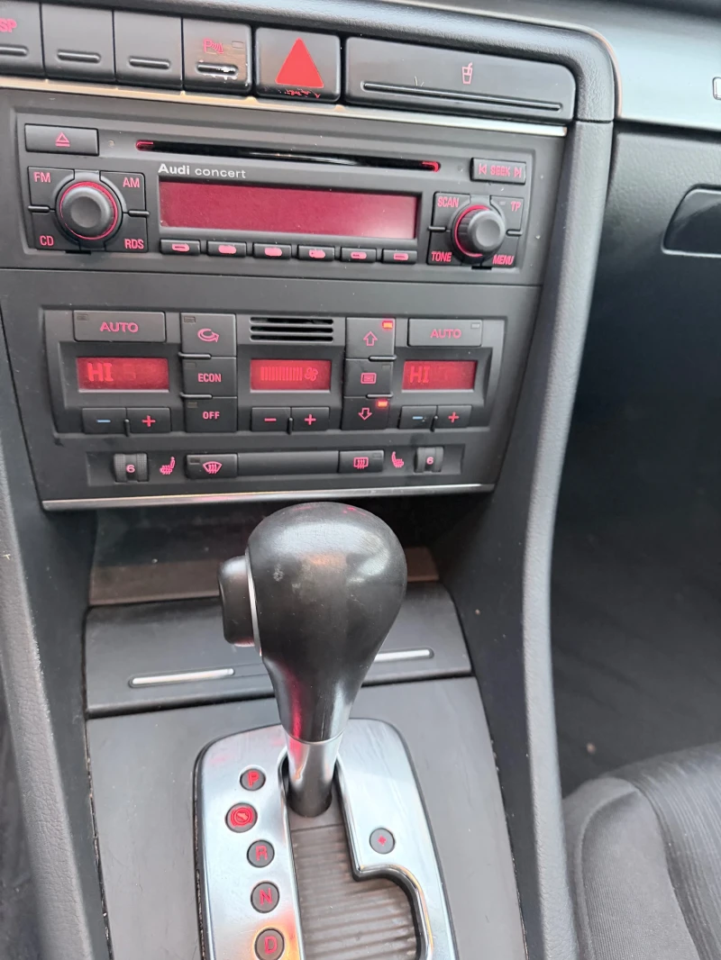 Audi A4 Гаражен автомобил !!!, снимка 12 - Автомобили и джипове - 52721285