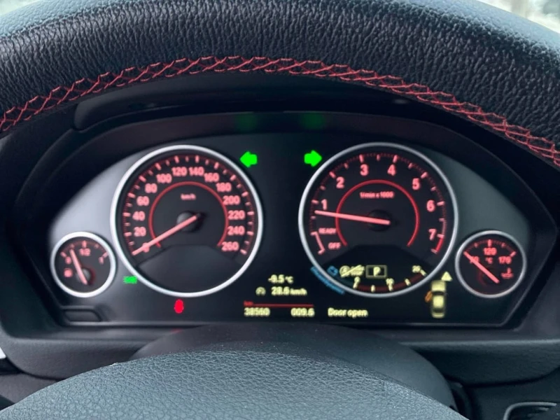 BMW 330 * xDrive * CARFAX* ПОДГРЕВИ* ШИБИДАХ, снимка 8 - Автомобили и джипове - 53251929