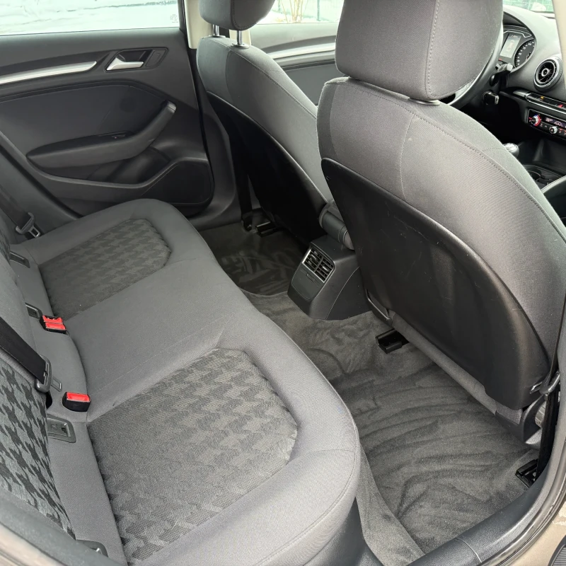 Audi A3 1.4TFSI* Sportback* , снимка 12 - Автомобили и джипове - 53324031