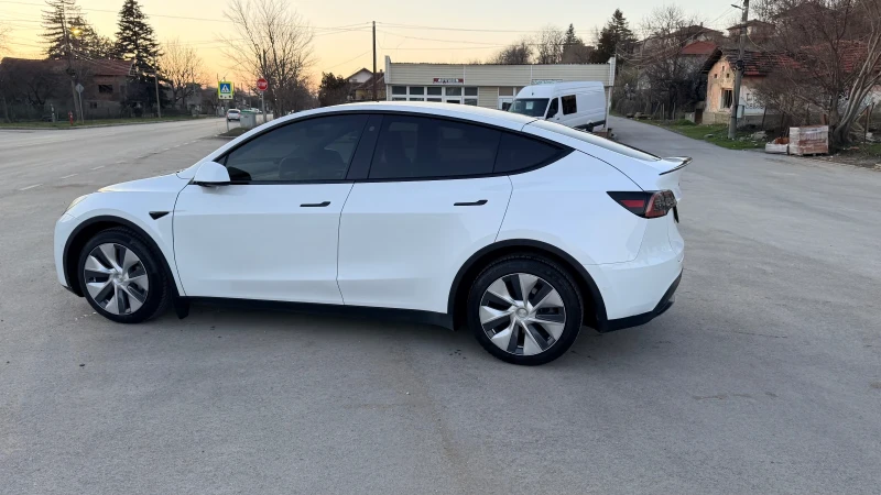 Tesla Model Y Long range AWD Eu, снимка 4 - Автомобили и джипове - 53541615