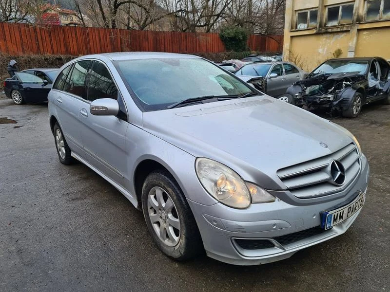 Mercedes-Benz R 350 32бр. 350 320CDI 280CDI 4 Matic, снимка 14 - Автомобили и джипове - 26253392