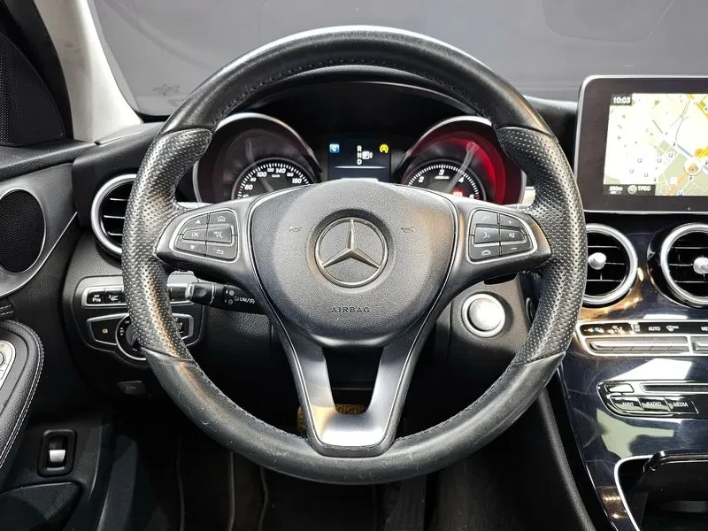 Mercedes-Benz C 220 4MATIC, снимка 13 - Автомобили и джипове - 54282254
