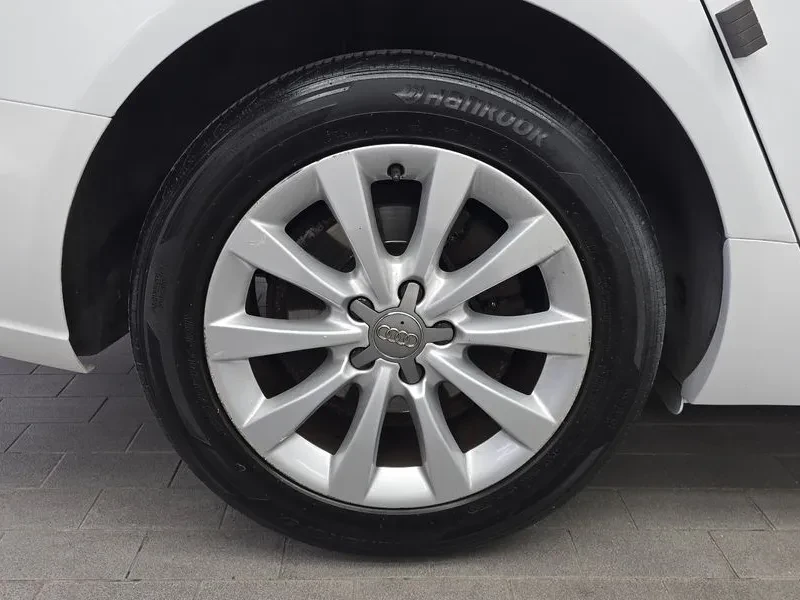 Audi A6 2.0 TDI, снимка 5 - Автомобили и джипове - 55056593