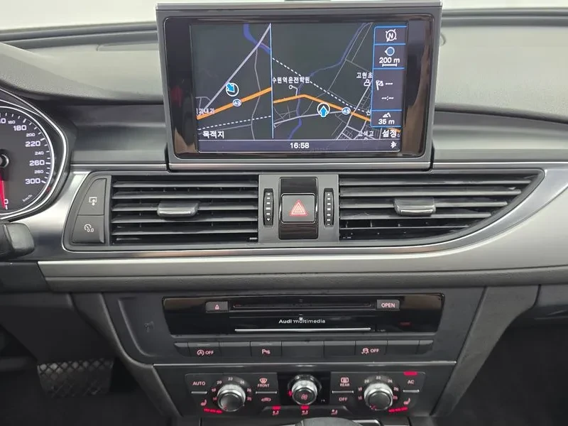 Audi A6 2.0 TDI, снимка 13 - Автомобили и джипове - 55056593