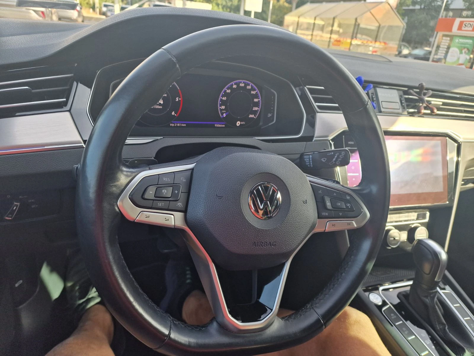 VW Passat  - изображение 10