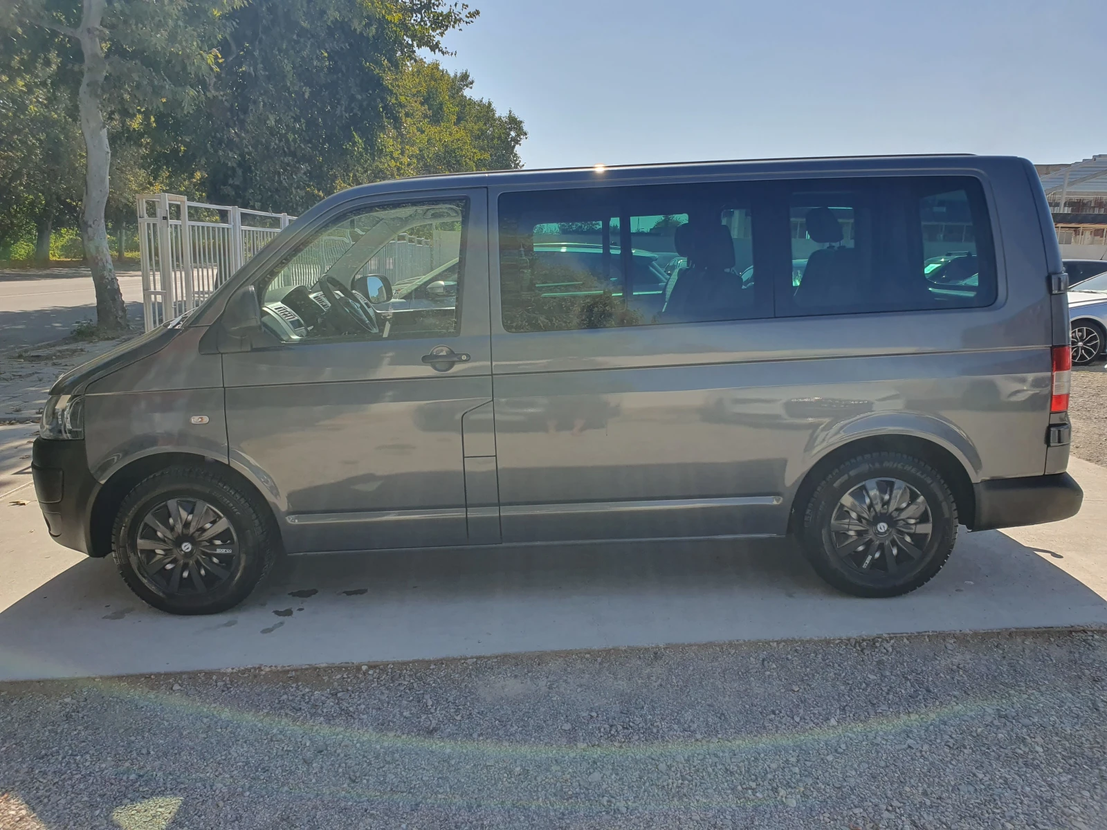 VW Multivan 2.0/140ks - изображение 4