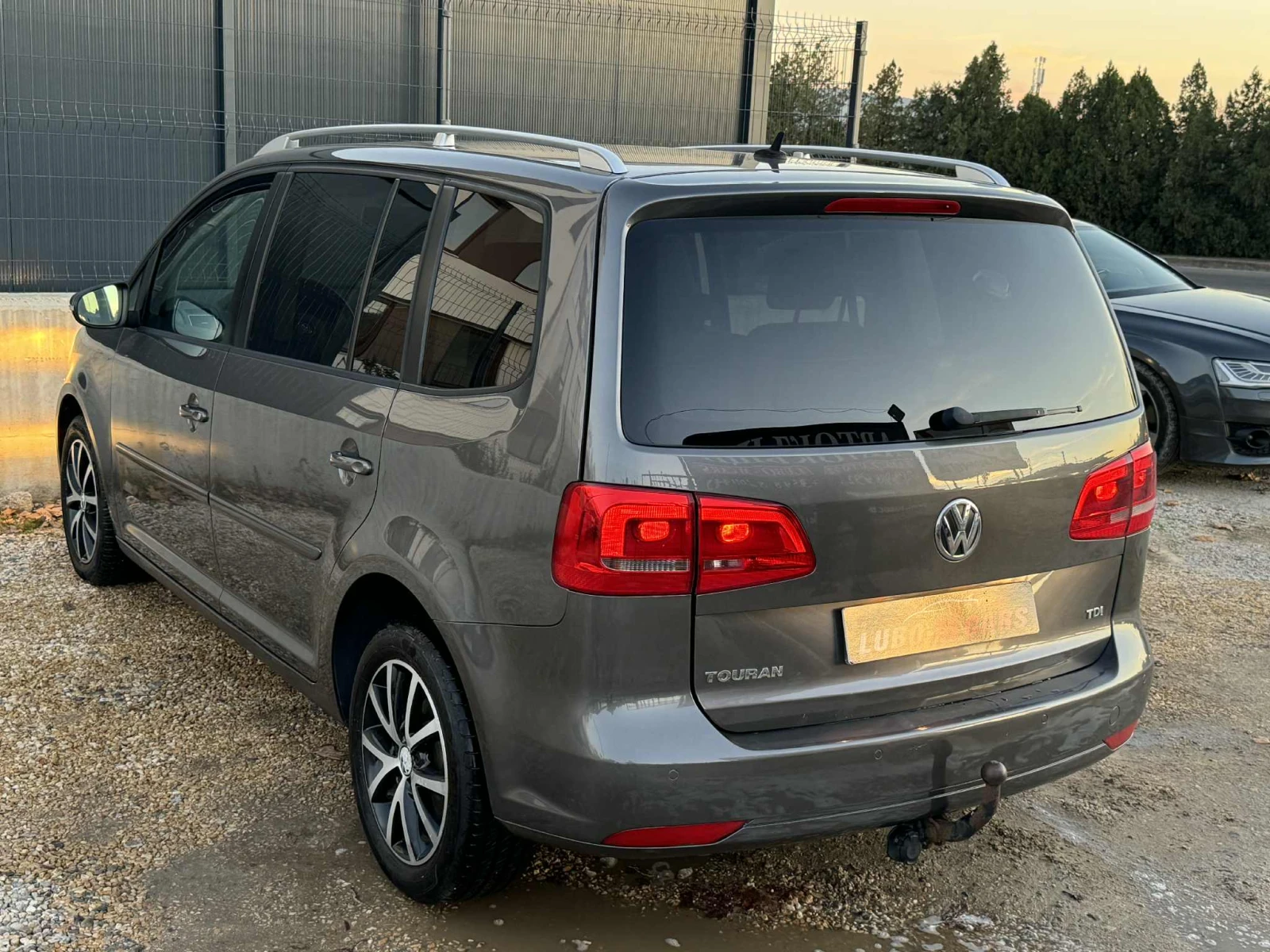 VW Touran 1.6TDI* 105* ТОП СЪСТОЯНИЕ*  - изображение 6