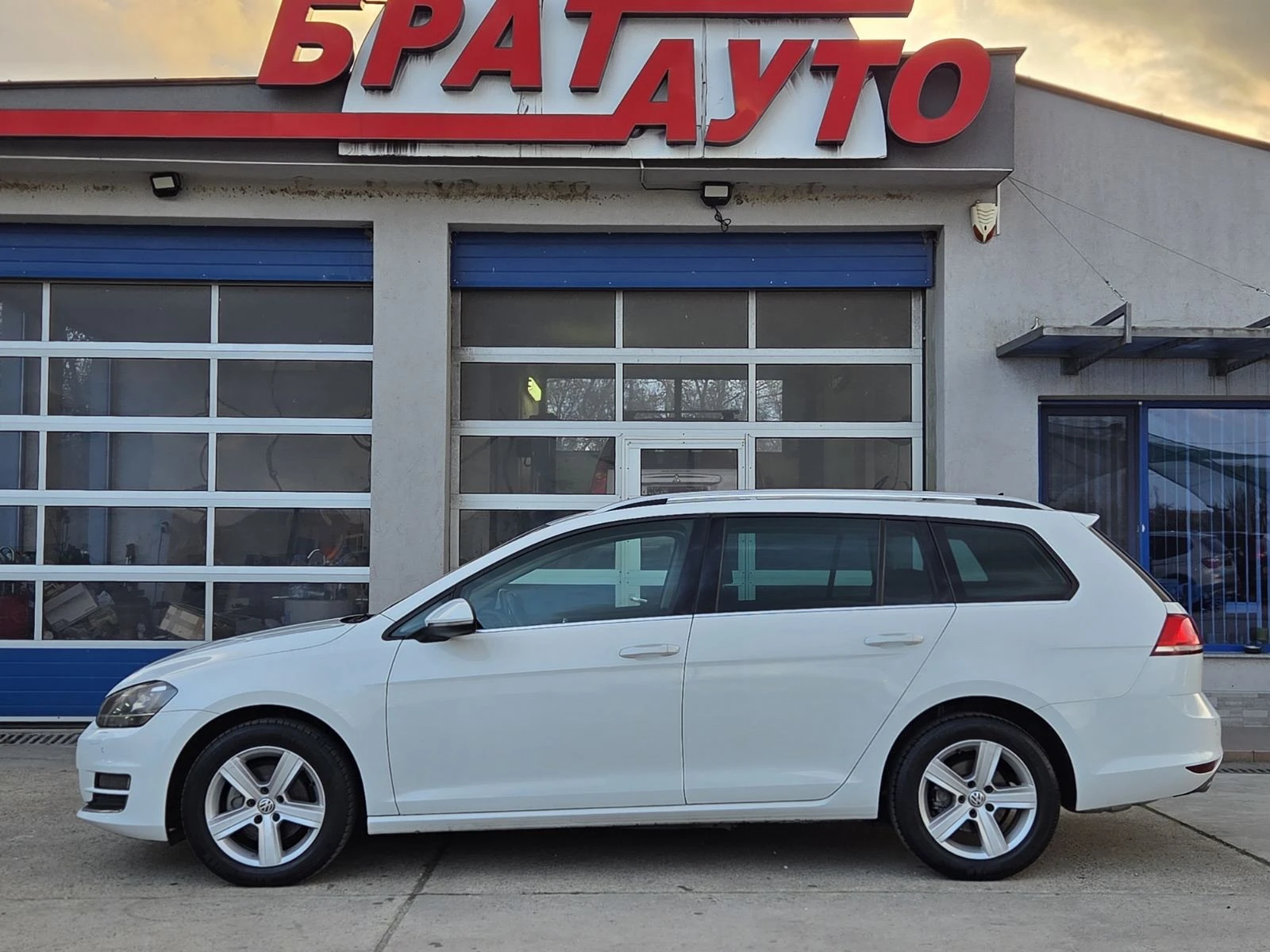 VW Golf 7 2.0TDI/HIGH-LINE/LED/XENON - изображение 5