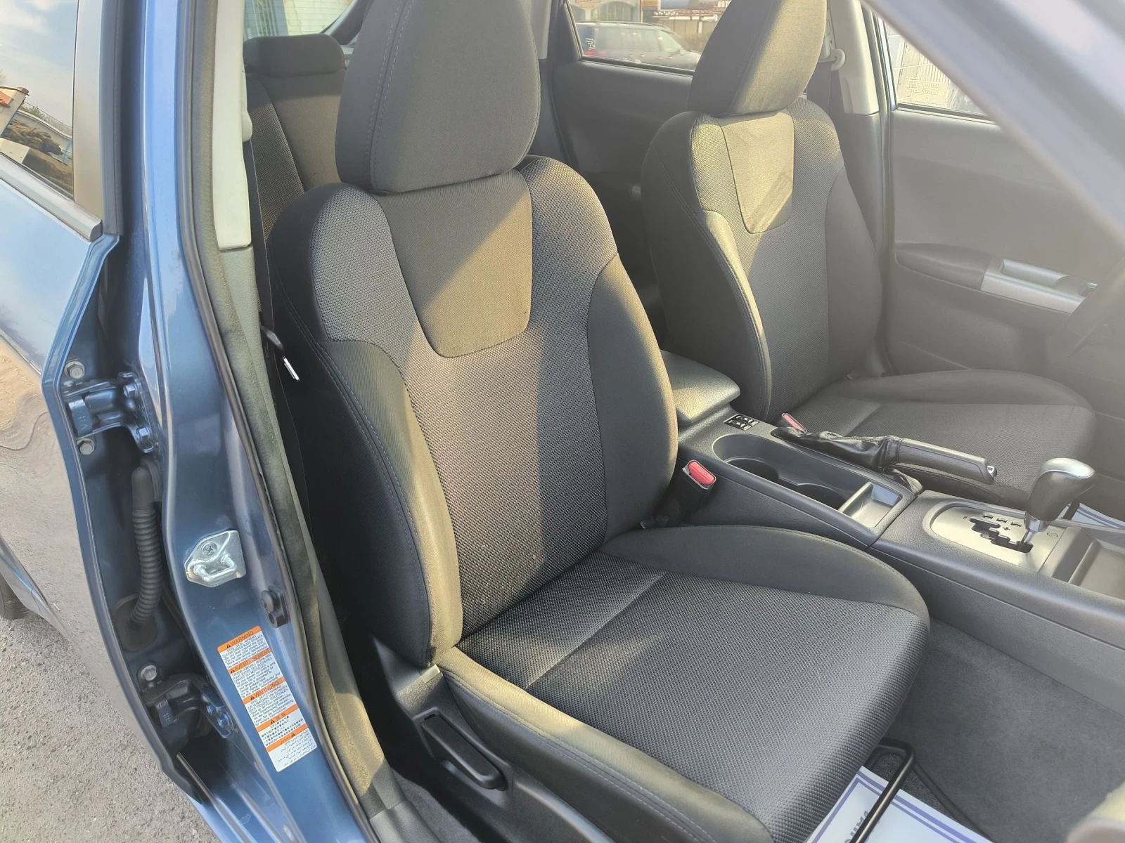 Subaru Impreza 2.0i Automatic  | Mobile.bg   11