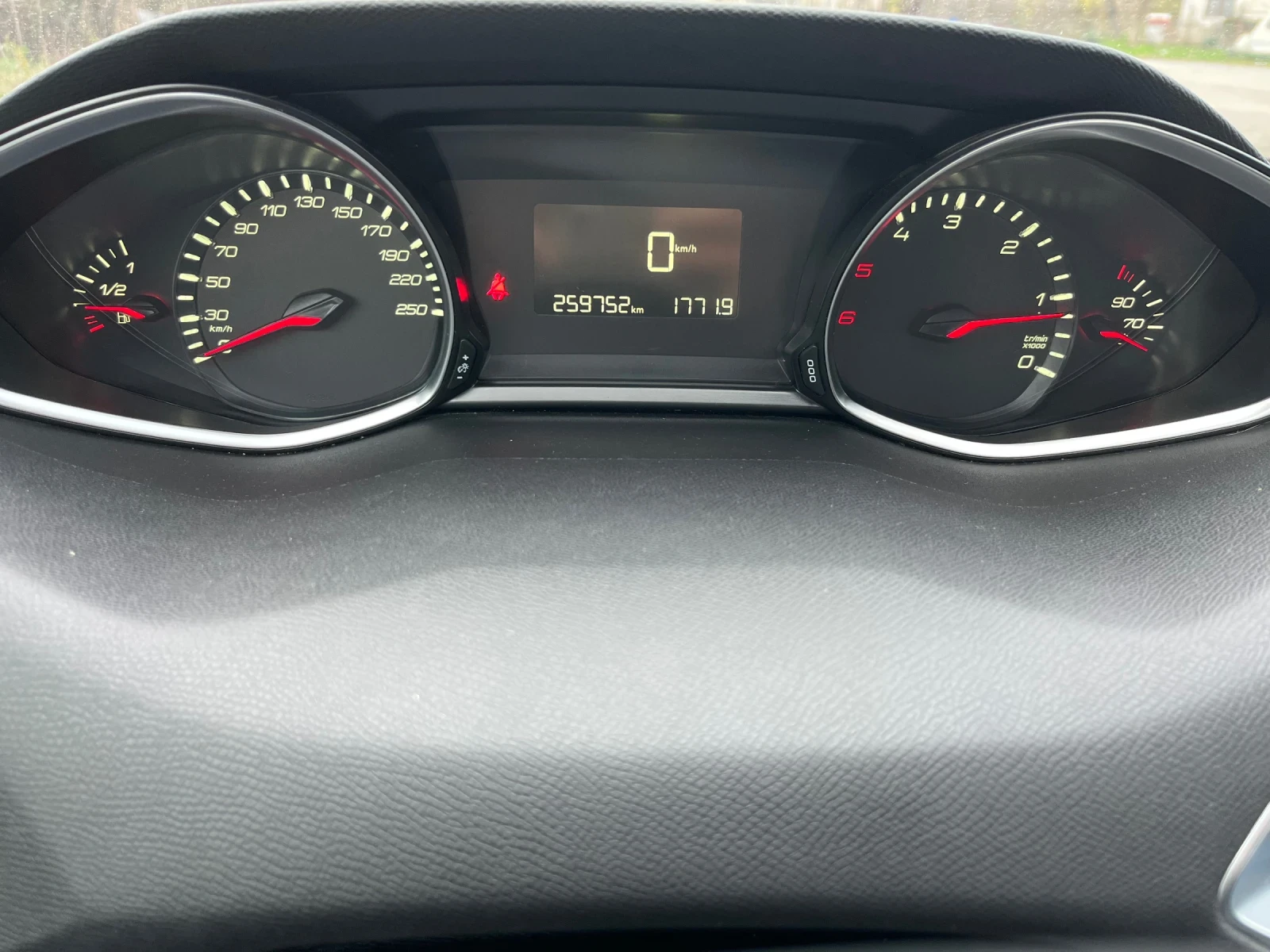Peugeot 308 1.6HDI 120�� | Mobile.bg � ����������� 13