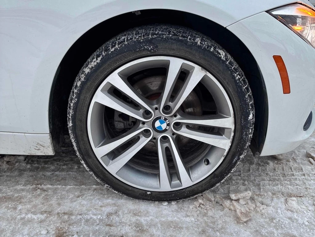 BMW 330 * xDrive * CARFAX* ��������* ������� | Mobile.bg � ����������� 7