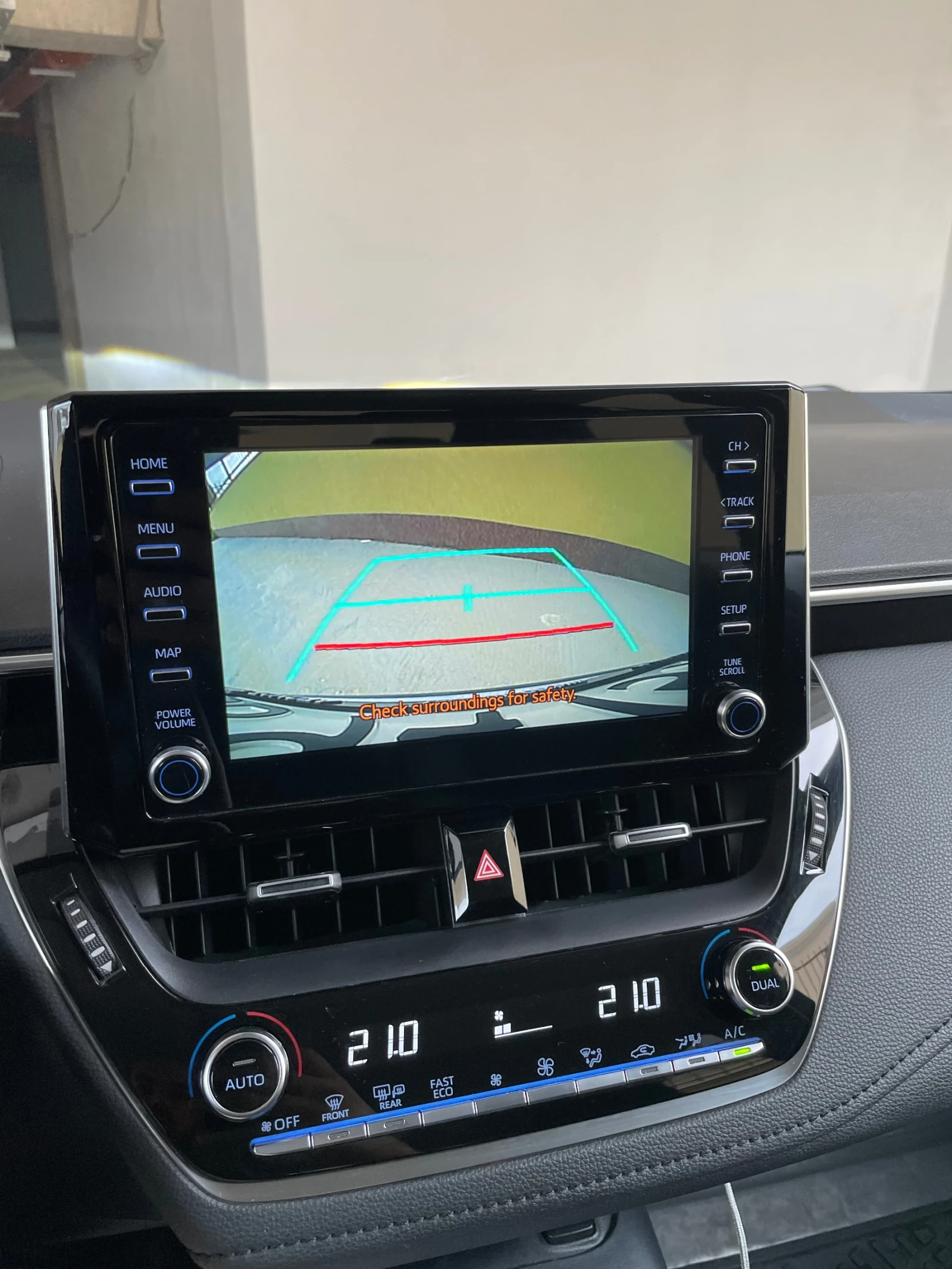 Toyota Corolla 1.6 VVT-i CVT Executive | Mobile.bg � ����������� 12