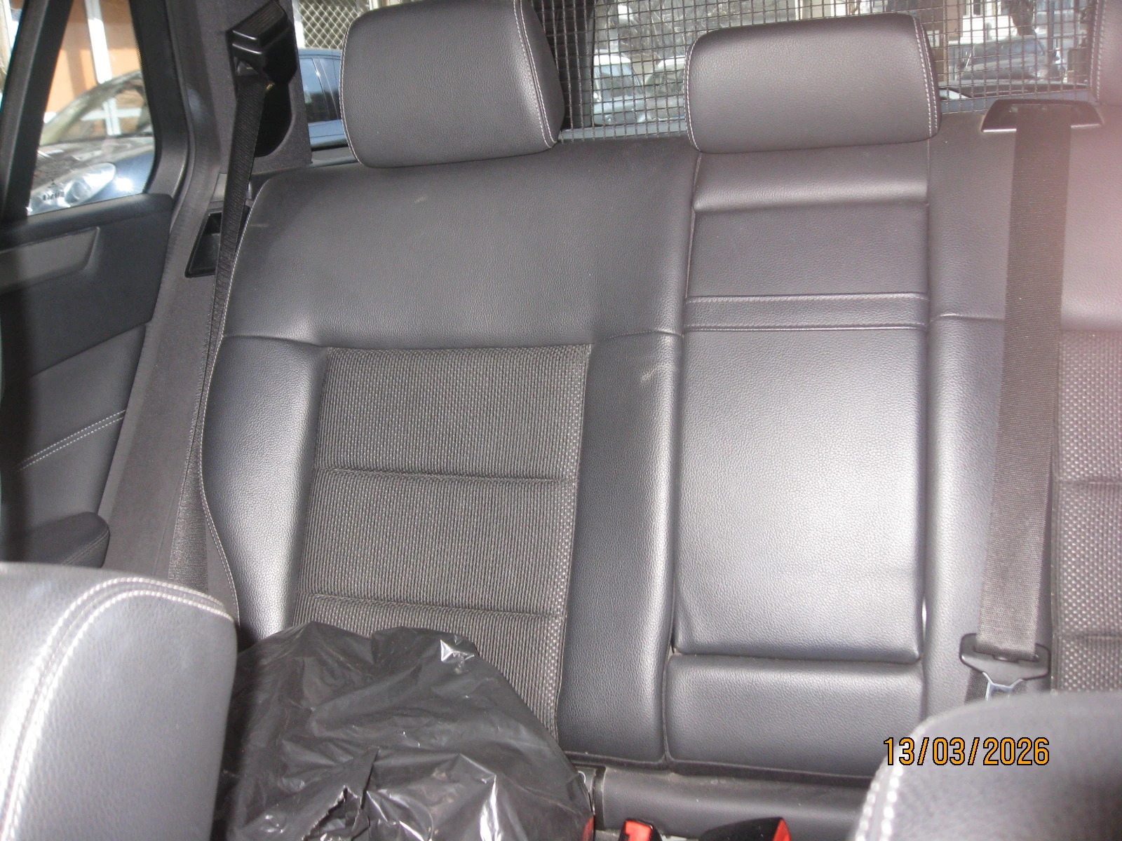 Mercedes-Benz E 250 4 MATIC 7G TRONIK, снимка 12 - Автомобили и джипове - 53827230