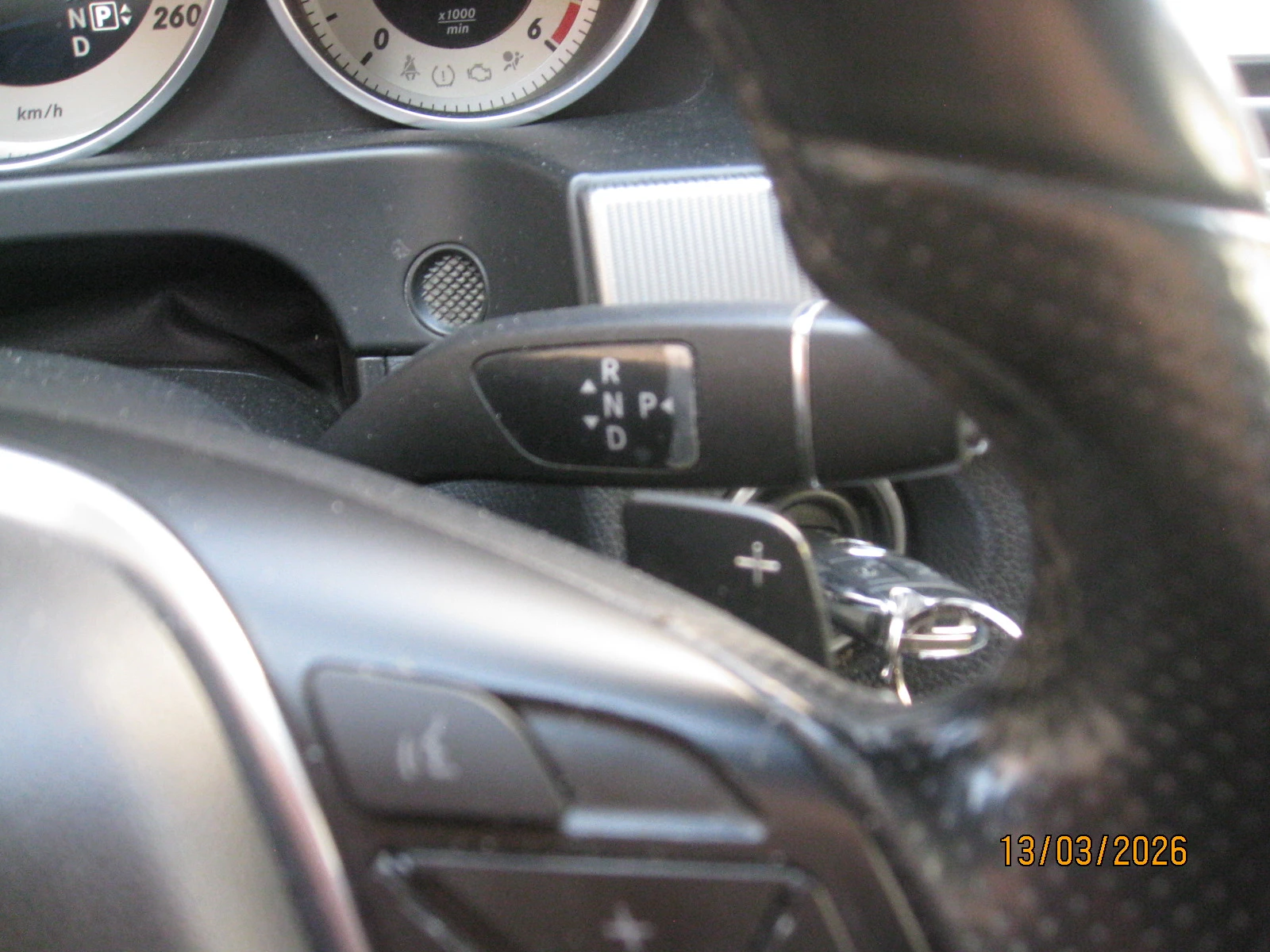 Mercedes-Benz E 250 4 MATIC 7G TRONIK, снимка 11 - Автомобили и джипове - 53827230