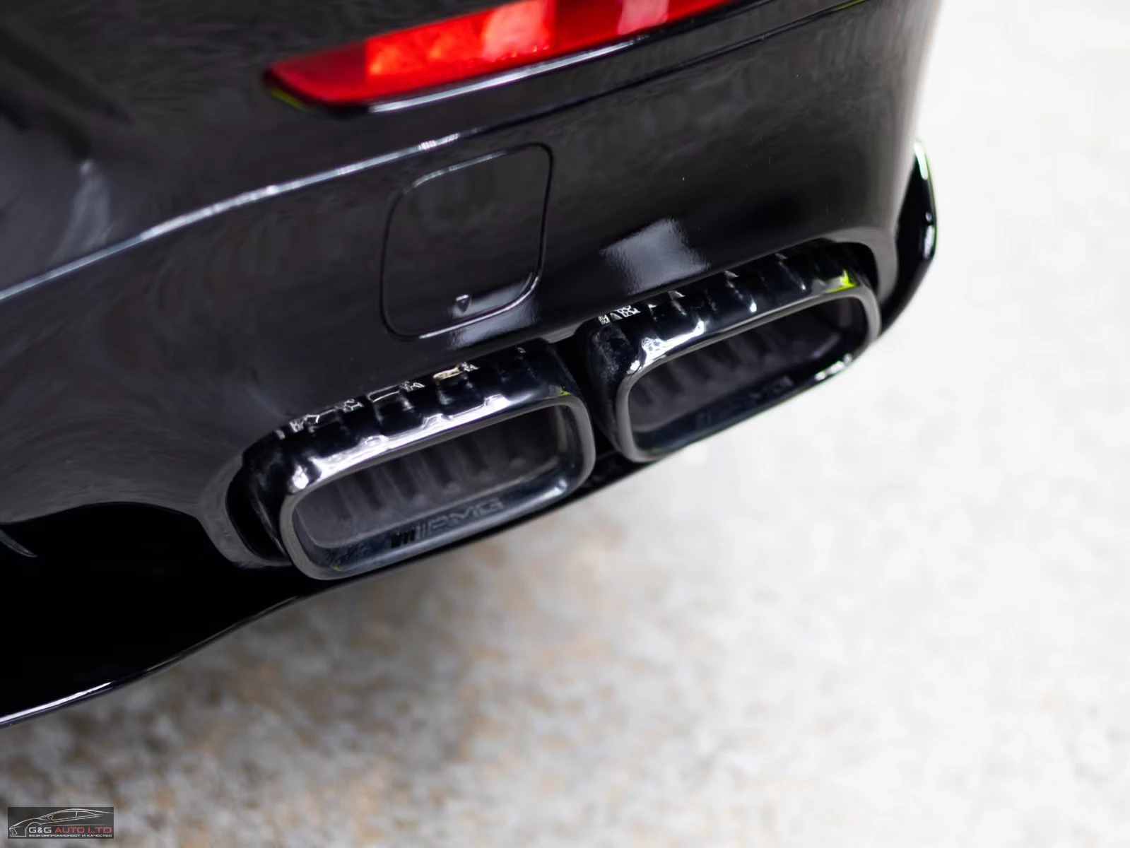 Mercedes-Benz AMG GT 6.3S-E/843HP/360/4M/CARBON/HUD/PANO/224z, снимка 15 - Автомобили и джипове - 54031114