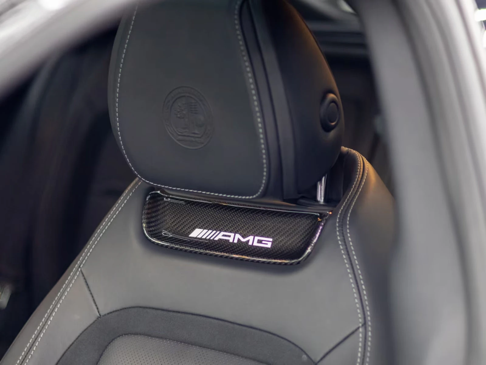 Mercedes-Benz AMG GT 6.3S-E/843HP/360/4M/CARBON/HUD/PANO/224z, снимка 8 - Автомобили и джипове - 54031114