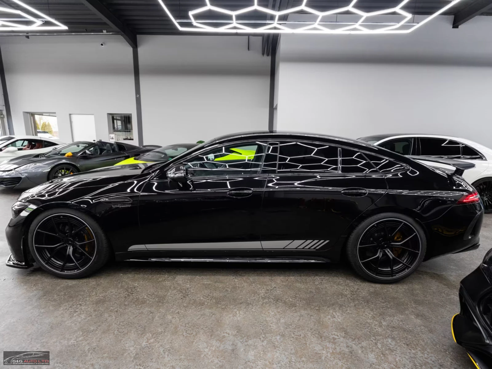 Mercedes-Benz AMG GT 6.3S-E/843HP/360/4M/CARBON/HUD/PANO/224z, снимка 3 - Автомобили и джипове - 54031114