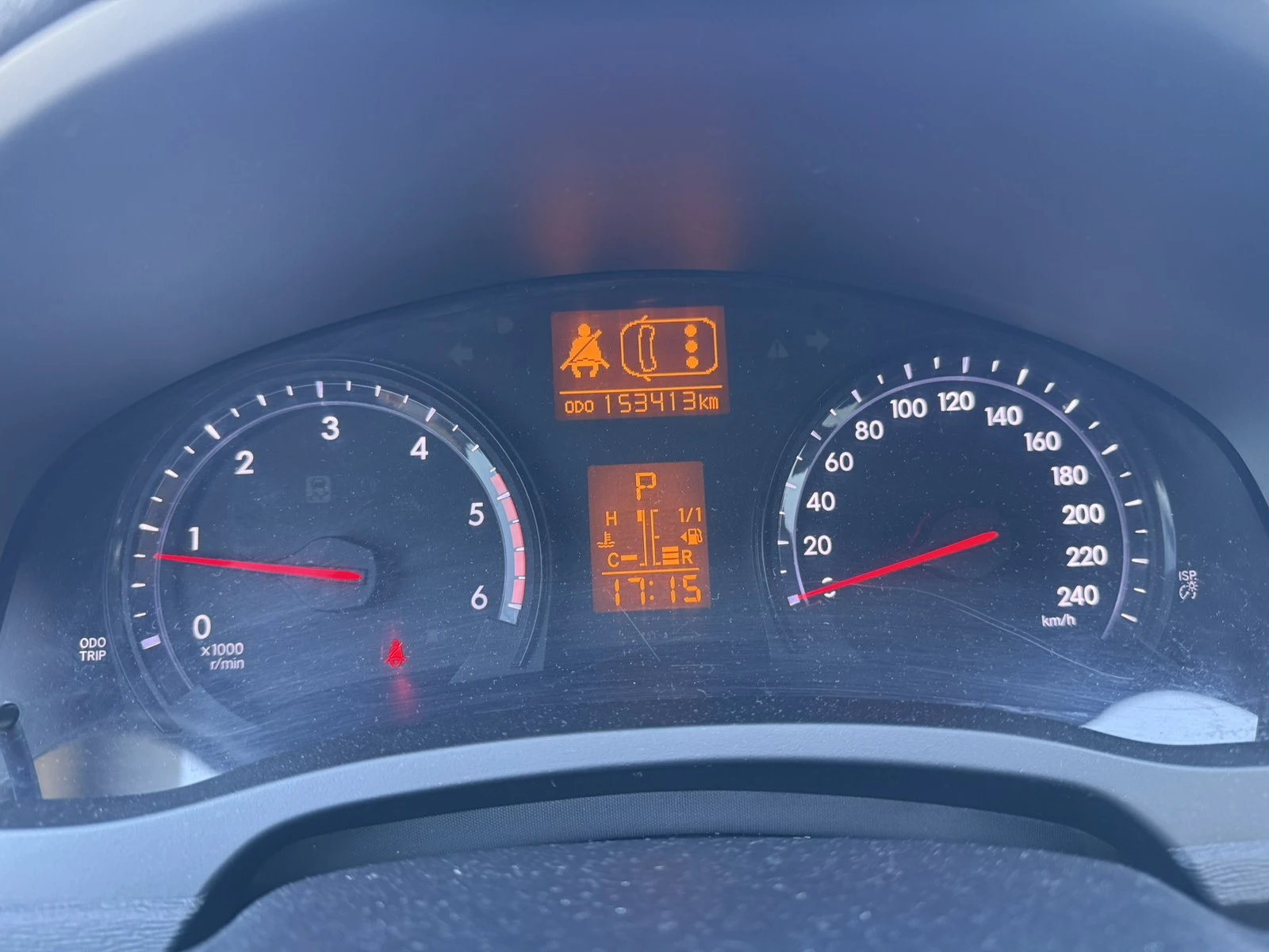 Toyota Avensis 2.2 D-CAT, снимка 14 - Автомобили и джипове - 54214712