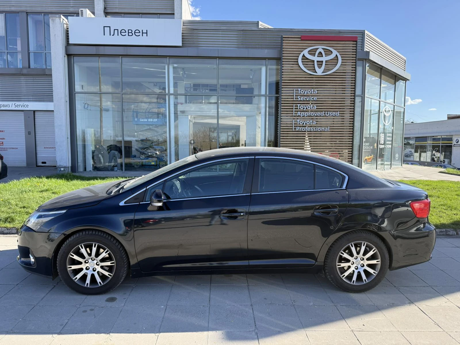 Toyota Avensis 2.2 D-CAT, снимка 2 - Автомобили и джипове - 54214712