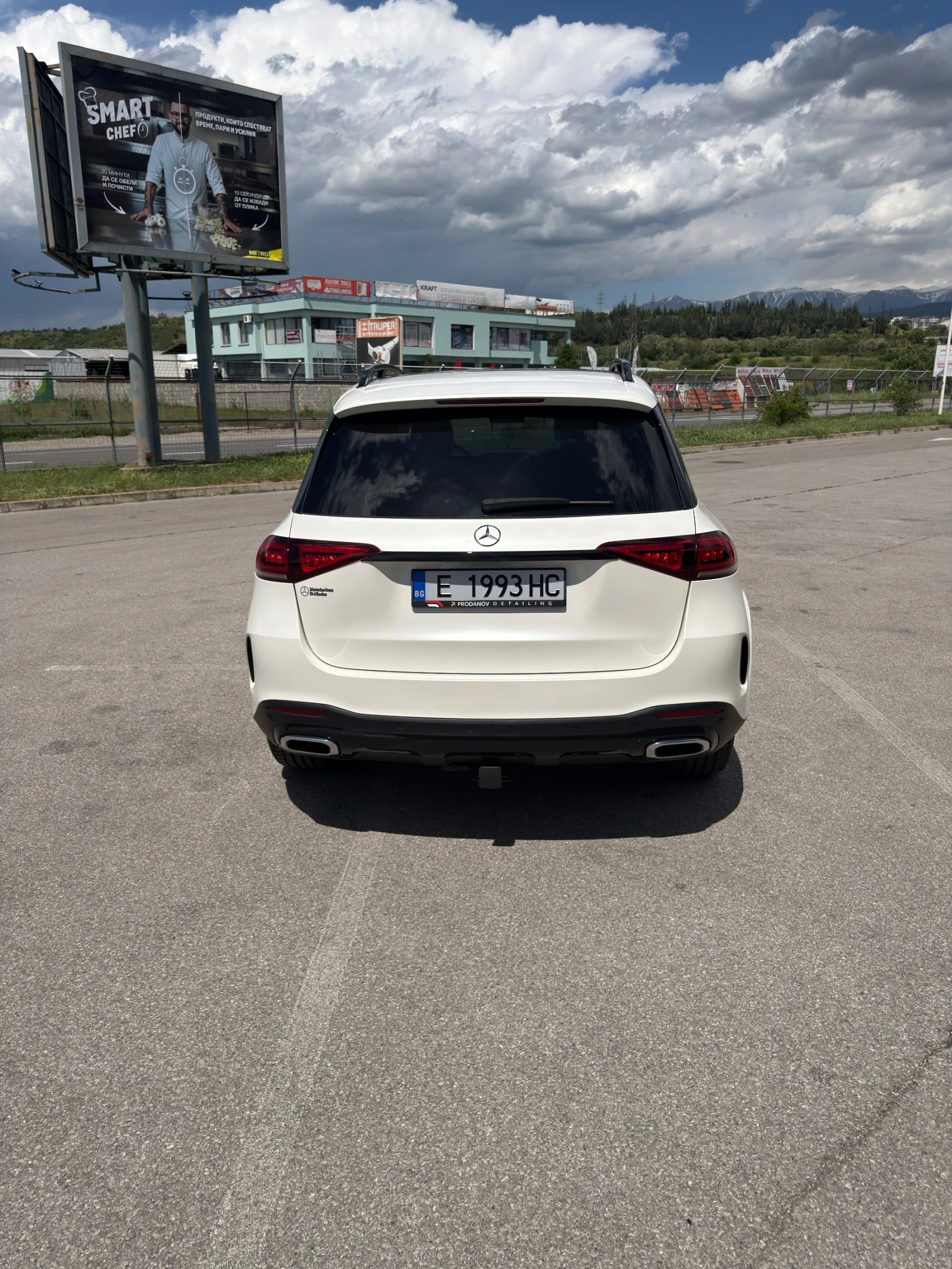 Mercedes-Benz GLE 450 EQBOOST/DISTR+ /МАСАЖИ/360/ПОДГР./ОБДУХ./PARK./HUD, снимка 4 - Автомобили и джипове - 54662088