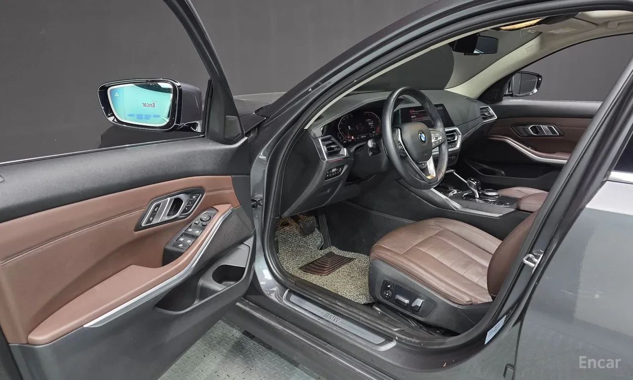 BMW 320 d* Luxury, снимка 9 - Автомобили и джипове - 54923362