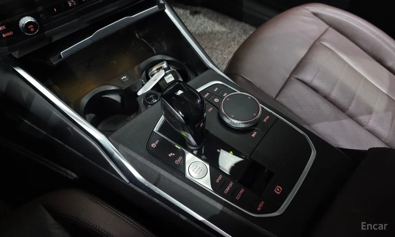 BMW 320 d* Luxury, снимка 8 - Автомобили и джипове - 54923362