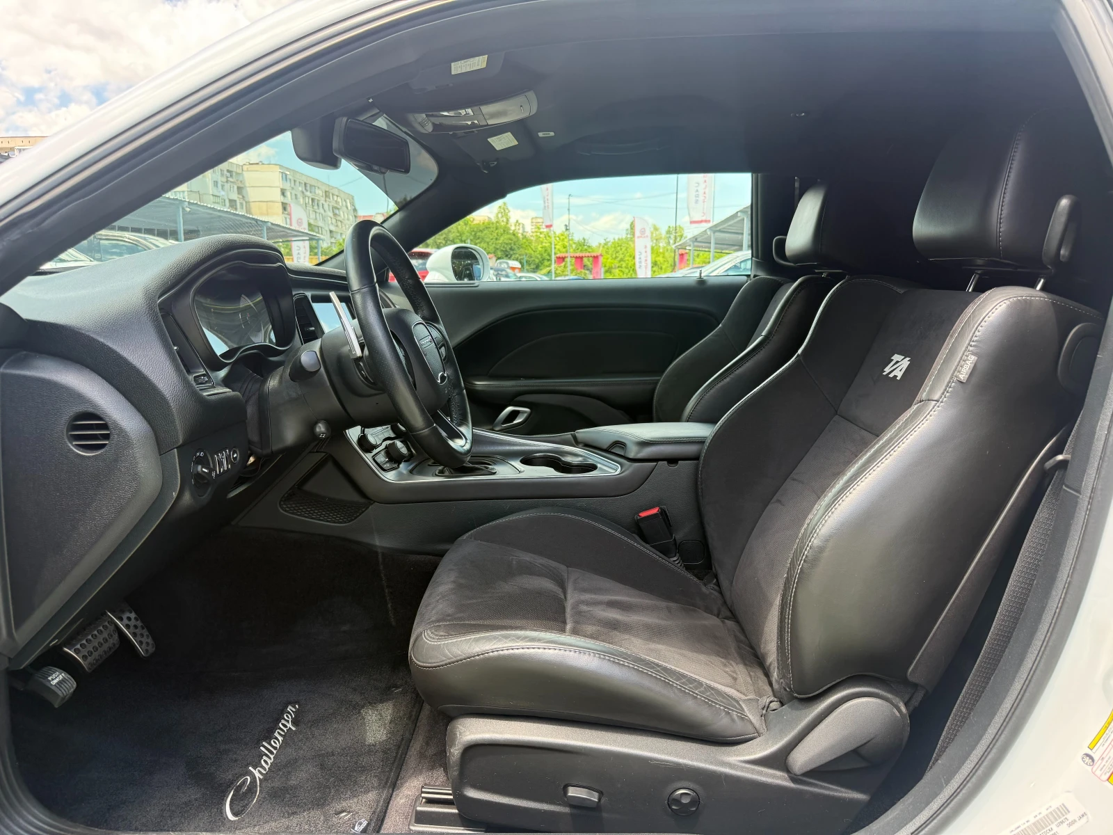 Dodge Challenger 6.4 T/A , снимка 9 - Автомобили и джипове - 55001460