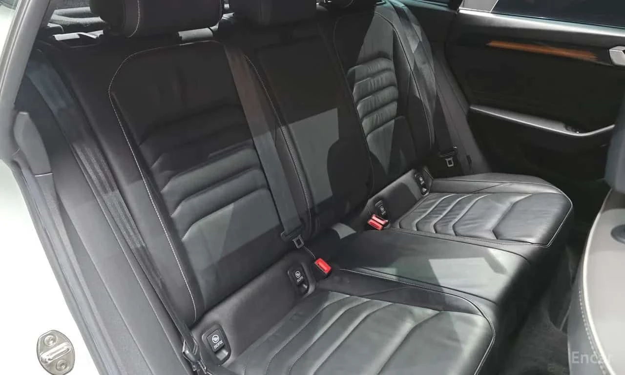 VW Arteon * 2.0 TDI Prestige * ОБДУХВАНЕ * 360 * ХЕДЪП, снимка 12 - Автомобили и джипове - 55559305