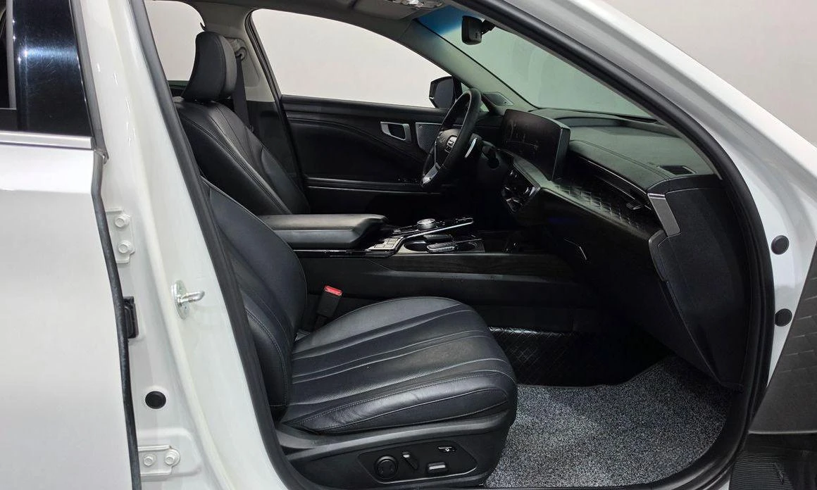 Kia K8 3.5 LPG 2WD Noblesse  * koreiskikoli.bg * , снимка 11 - Автомобили и джипове - 55739389